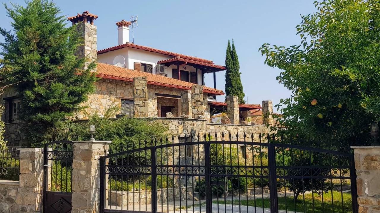 Asano'S House Villa อาโยส นิโกลาออส ภายนอก รูปภาพ